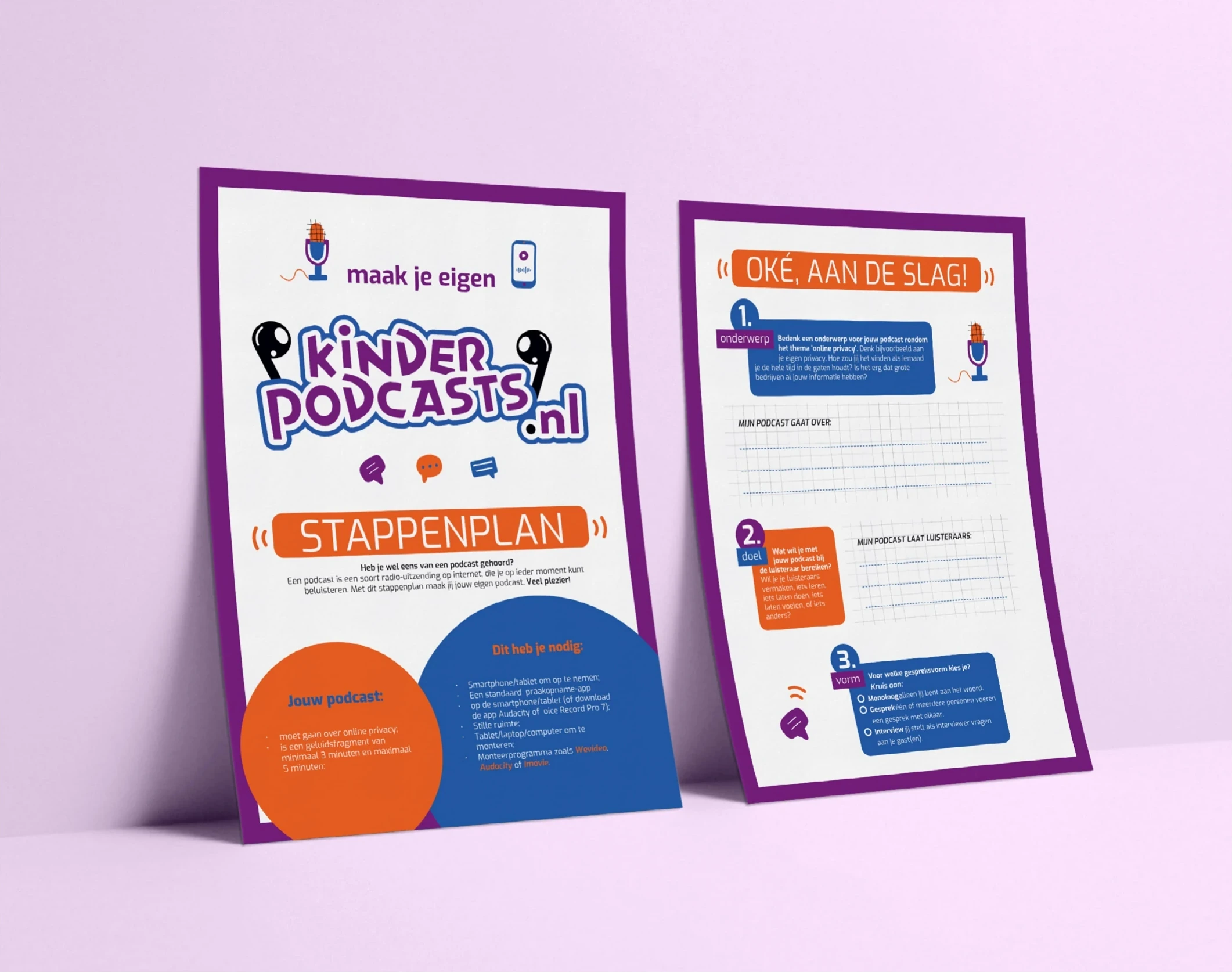 Colourful Kinderpodcast brochures.